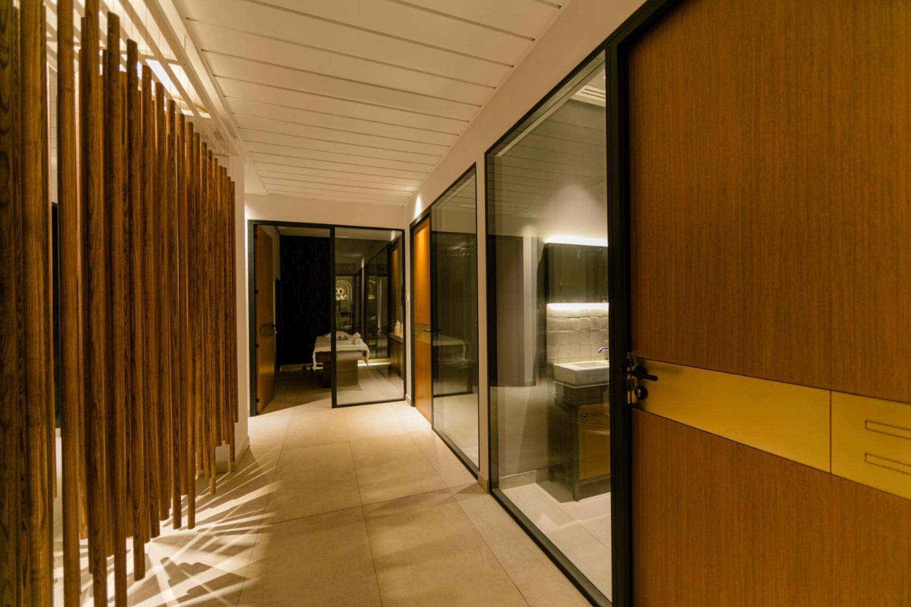 The Nine Lifestyle Experience Hotel La Marsa Exterior photo